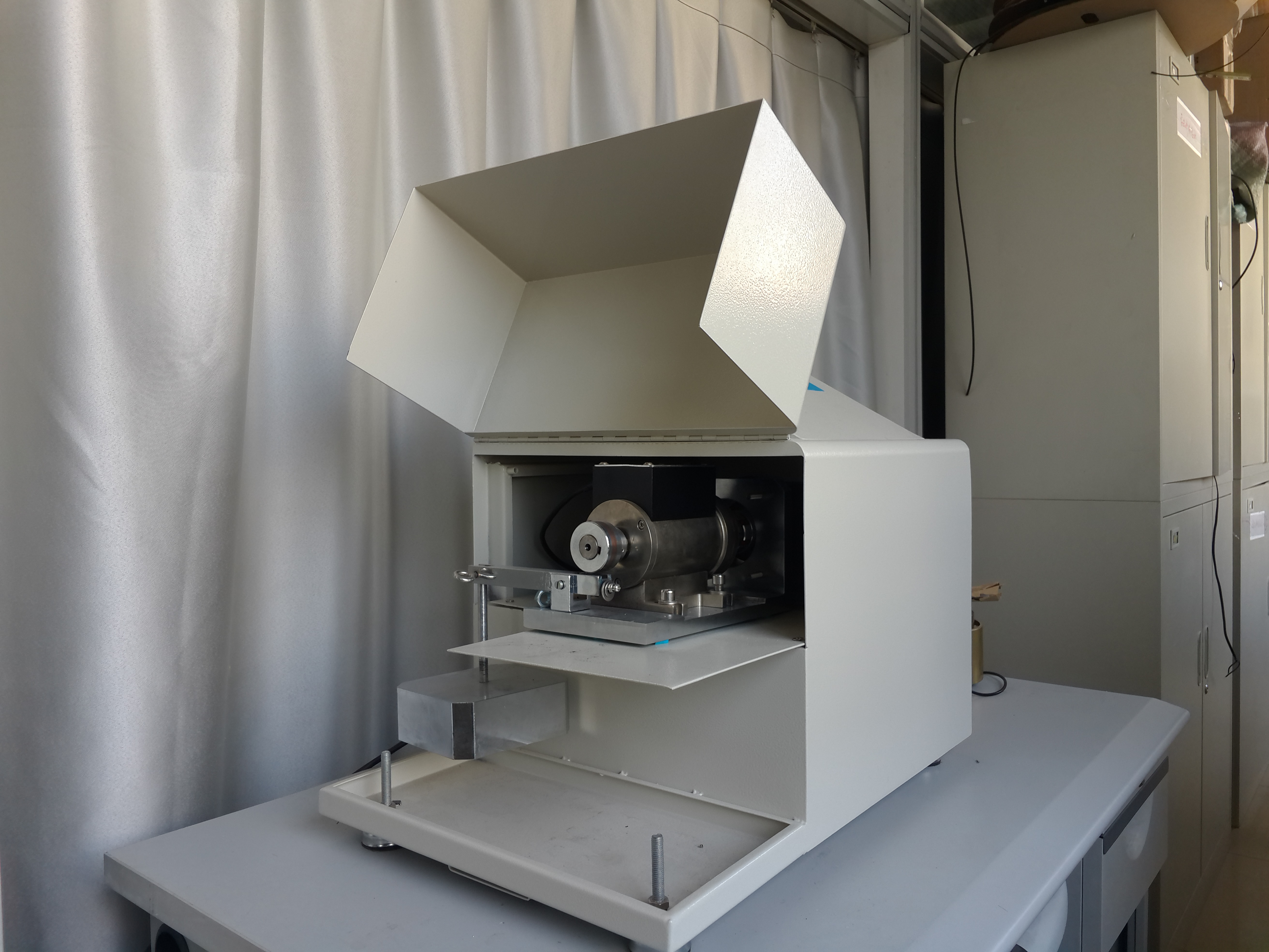 嫩叶草满18点此进在线