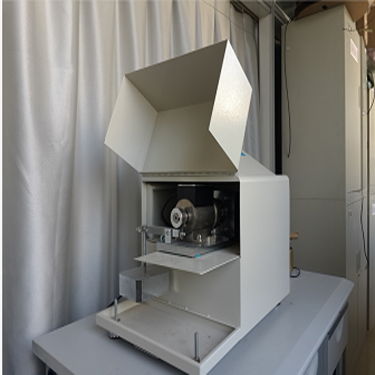 嫩叶草满18点此进在线