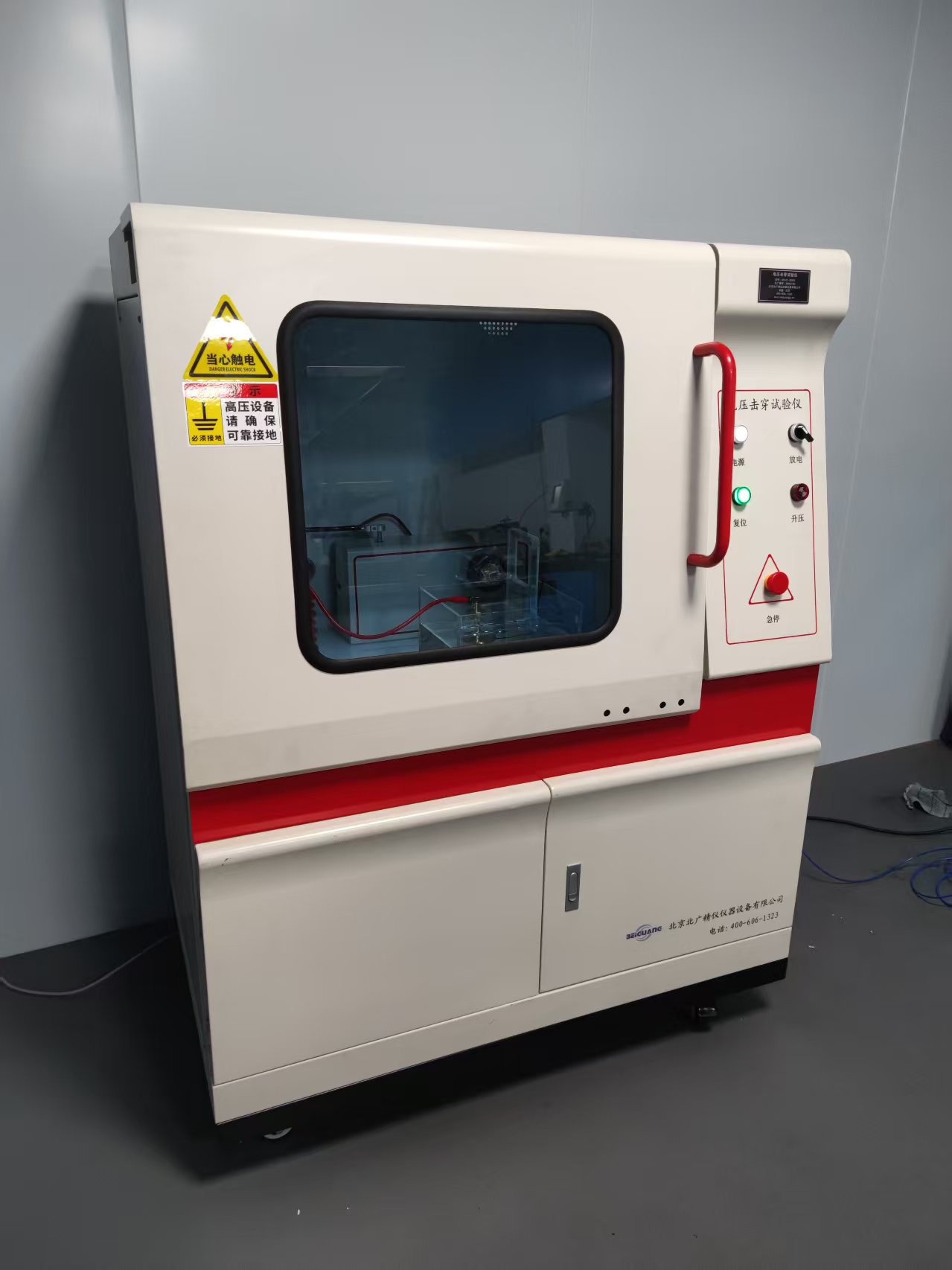 嫩叶草满18点此进在线